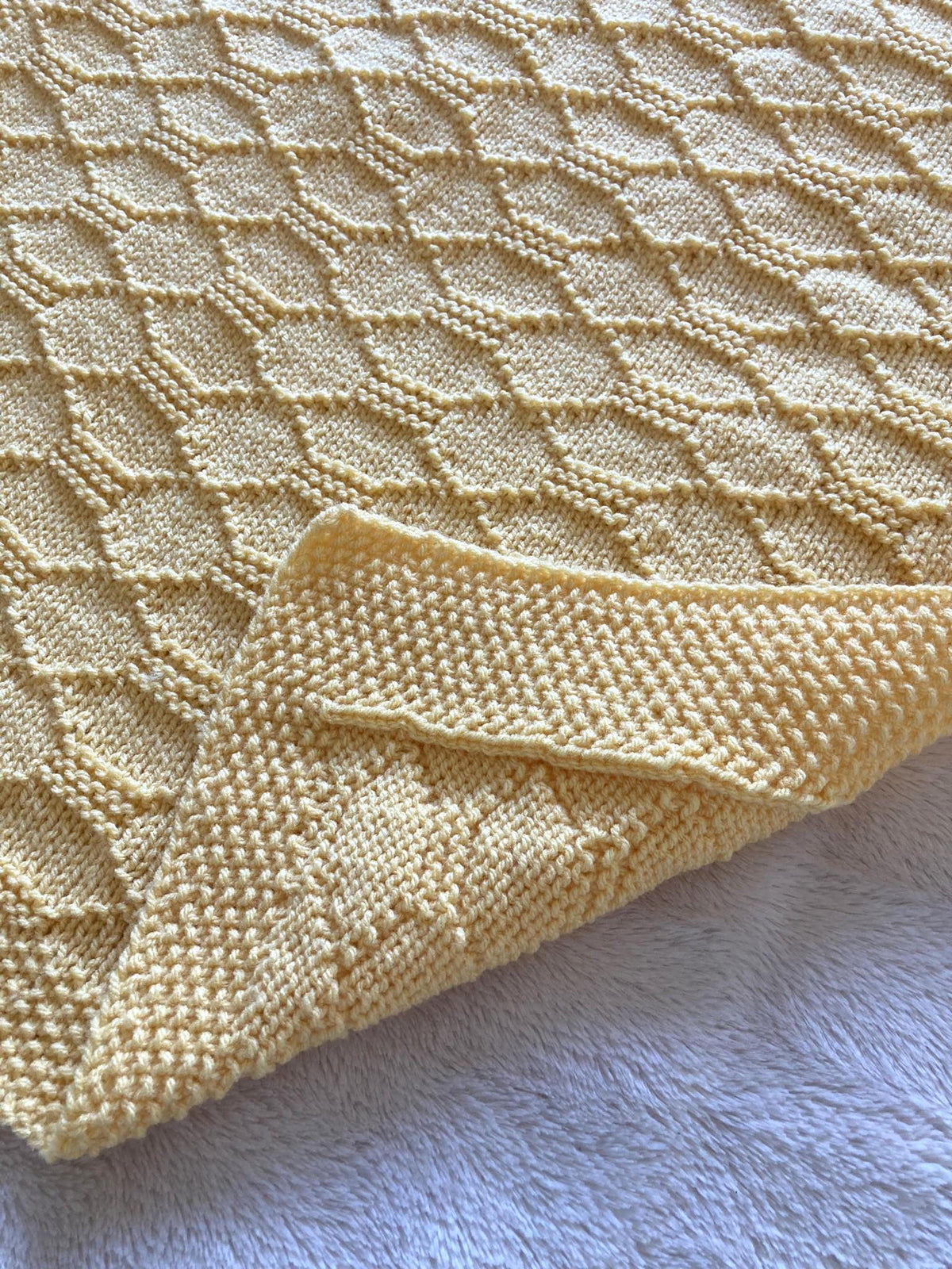 Knitting pattern ~ Shapes Baby Blanket in DK Yarn ~ ENGLISH ~  PDF Download