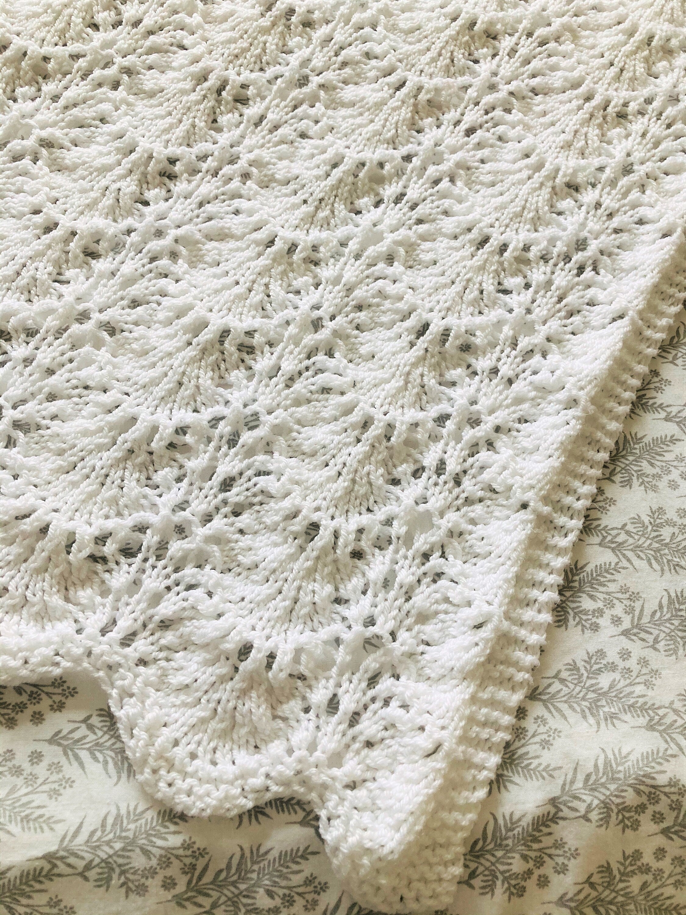 Knitting pattern ~ Shells & Lace Baby Blanket ~ ENGLISH ~ PDF Download