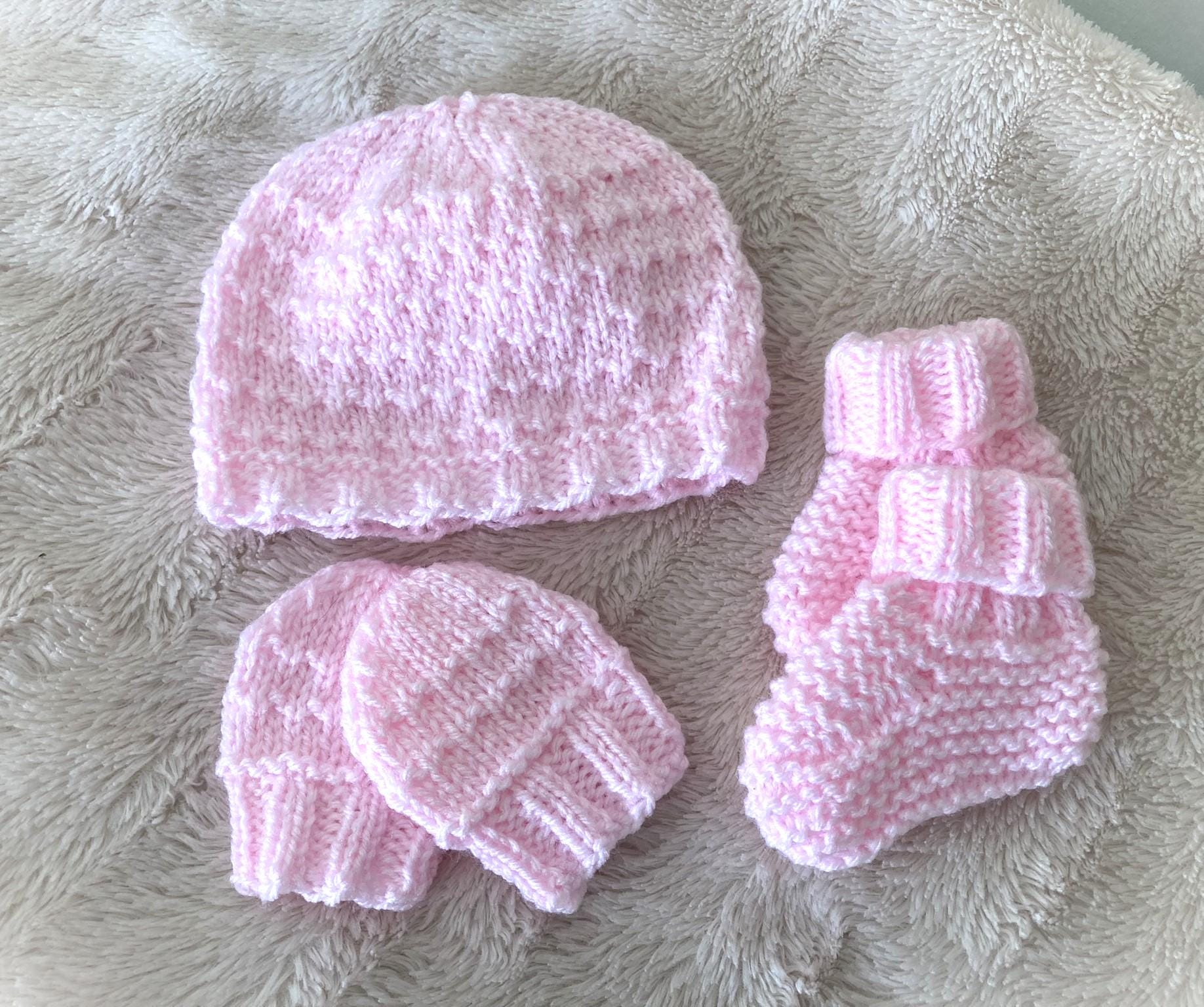 Knitting pattern ~ Idris New Baby Set /  Hat , Mittens and Bootees ~ ENGLISH ~ PDF Download