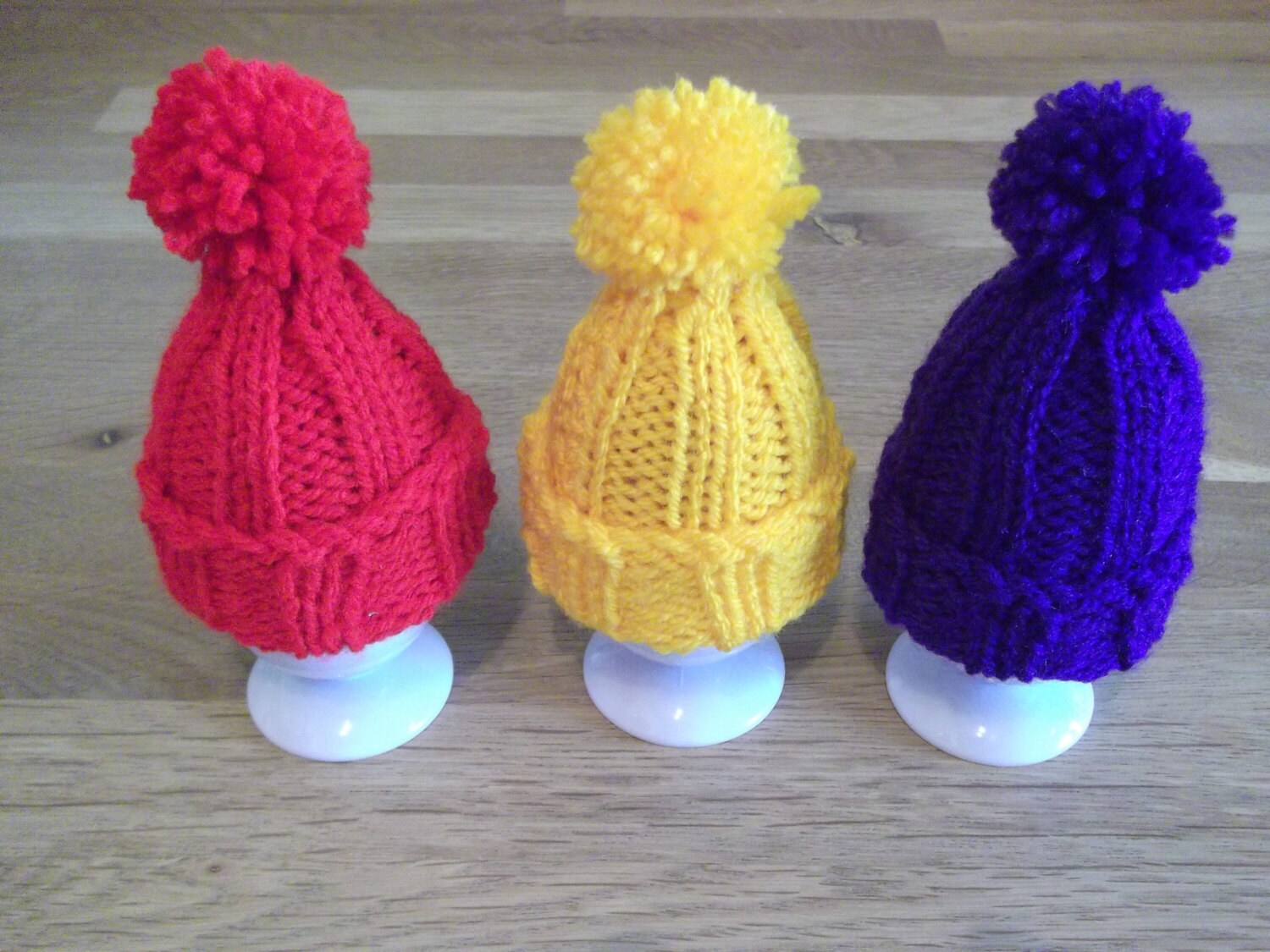 Knitting pattern ~ Tiny Pompom Hat ~ Easter Egg Cosy / Christmas Tree Ornament ~ ENGLISH  ~  PDF Download