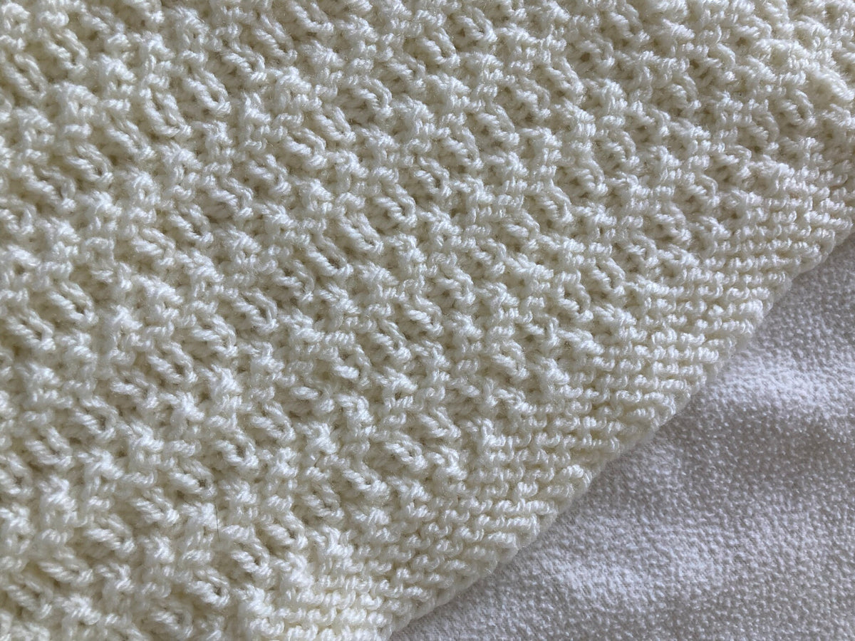 Knitting pattern ~ Meya Baby Blanket ~ Reversible Design ~ Aran Yarn ~ ENGLISH ~  PDF Download