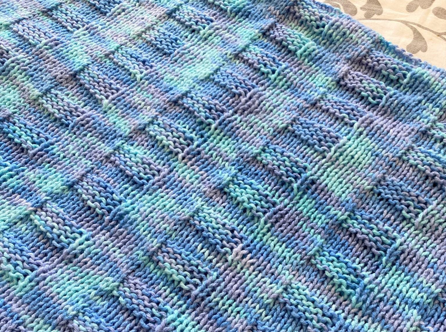 Knitting Pattern ~ Reversible Baby Blanket in DK yarn ~ Simple Pattern. ~ ENGLISH ~ PDF Download