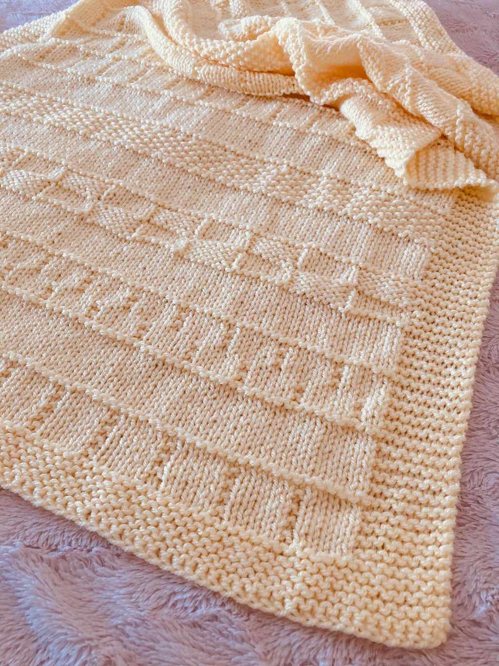 Knitting pattern ~ Gina Baby Blanket in Aran or DK ~ ENGLISH ~ PDF Download