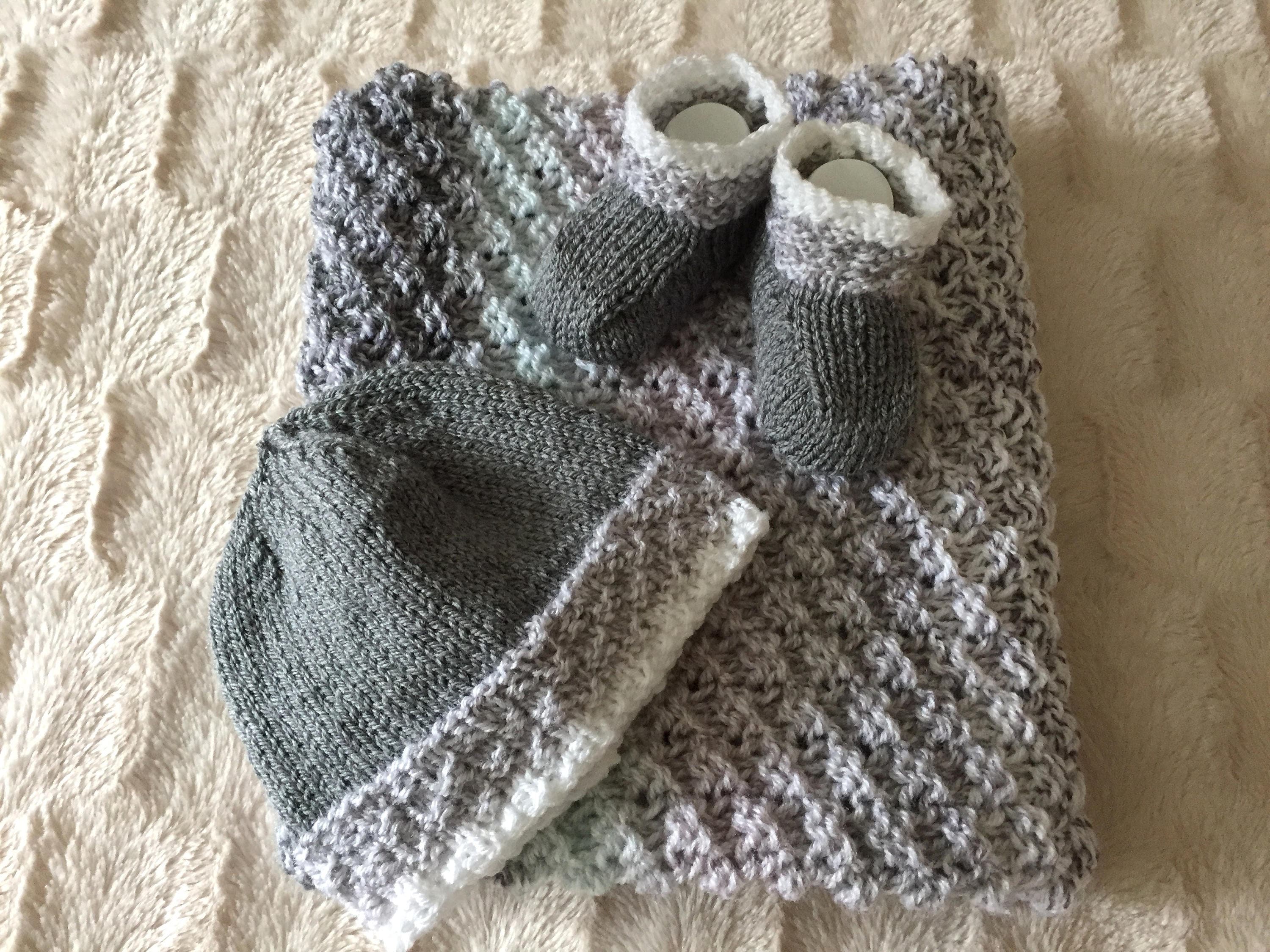 Knitting pattern ~ Colour Change New Baby Blanket Set ~ ENGLISH ~ PDF Download