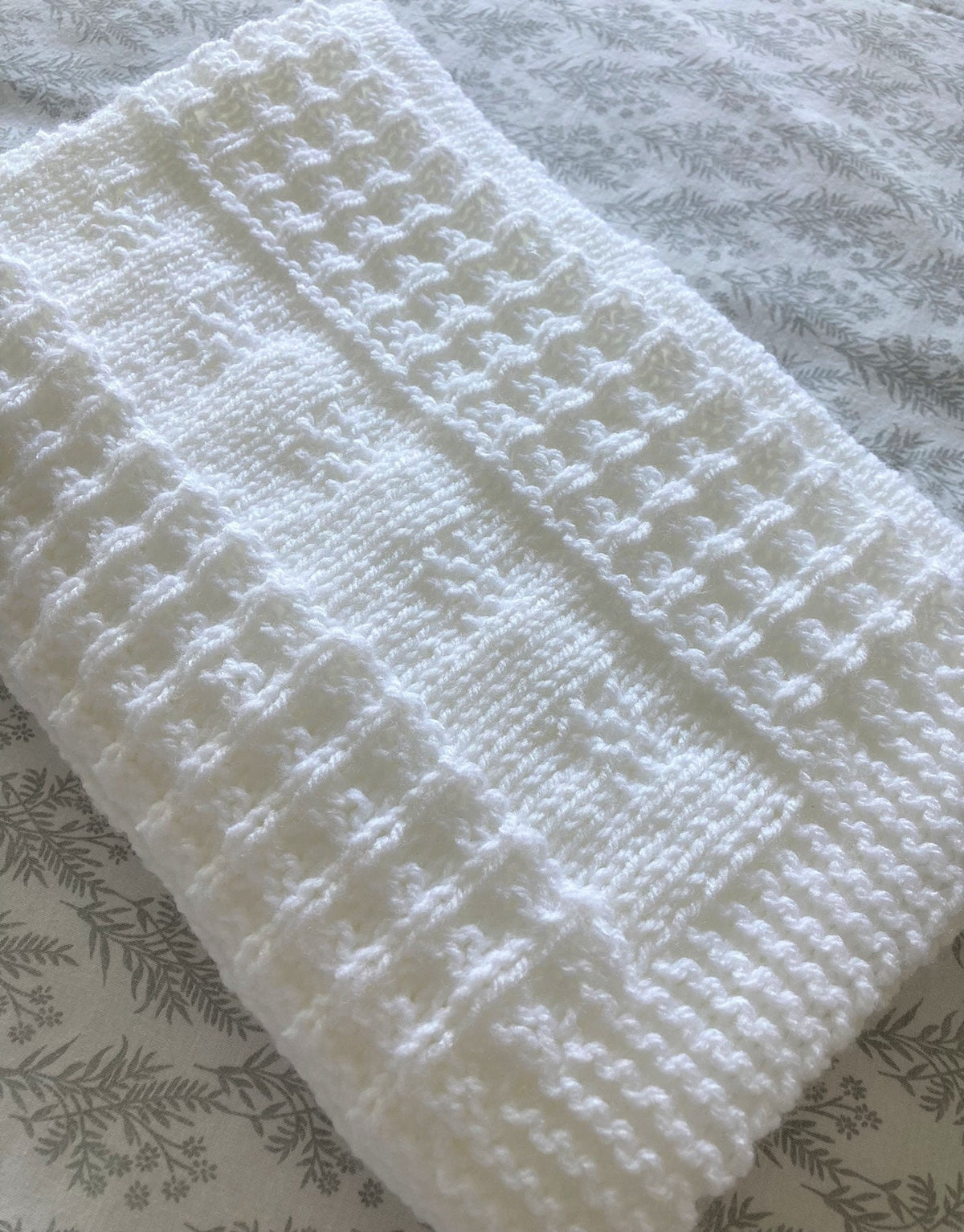 Knitting Pattern ~ Rosabel Baby Blanket in DK  ~ ENGLISH ~ PDF Download