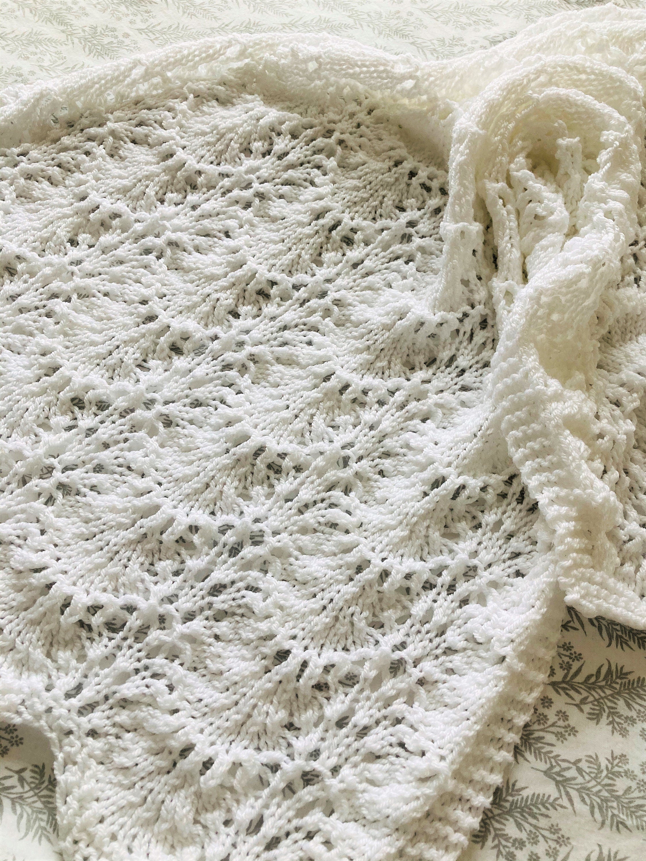 Knitting pattern ~ Shells & Lace Baby Blanket ~ ENGLISH ~ PDF Download