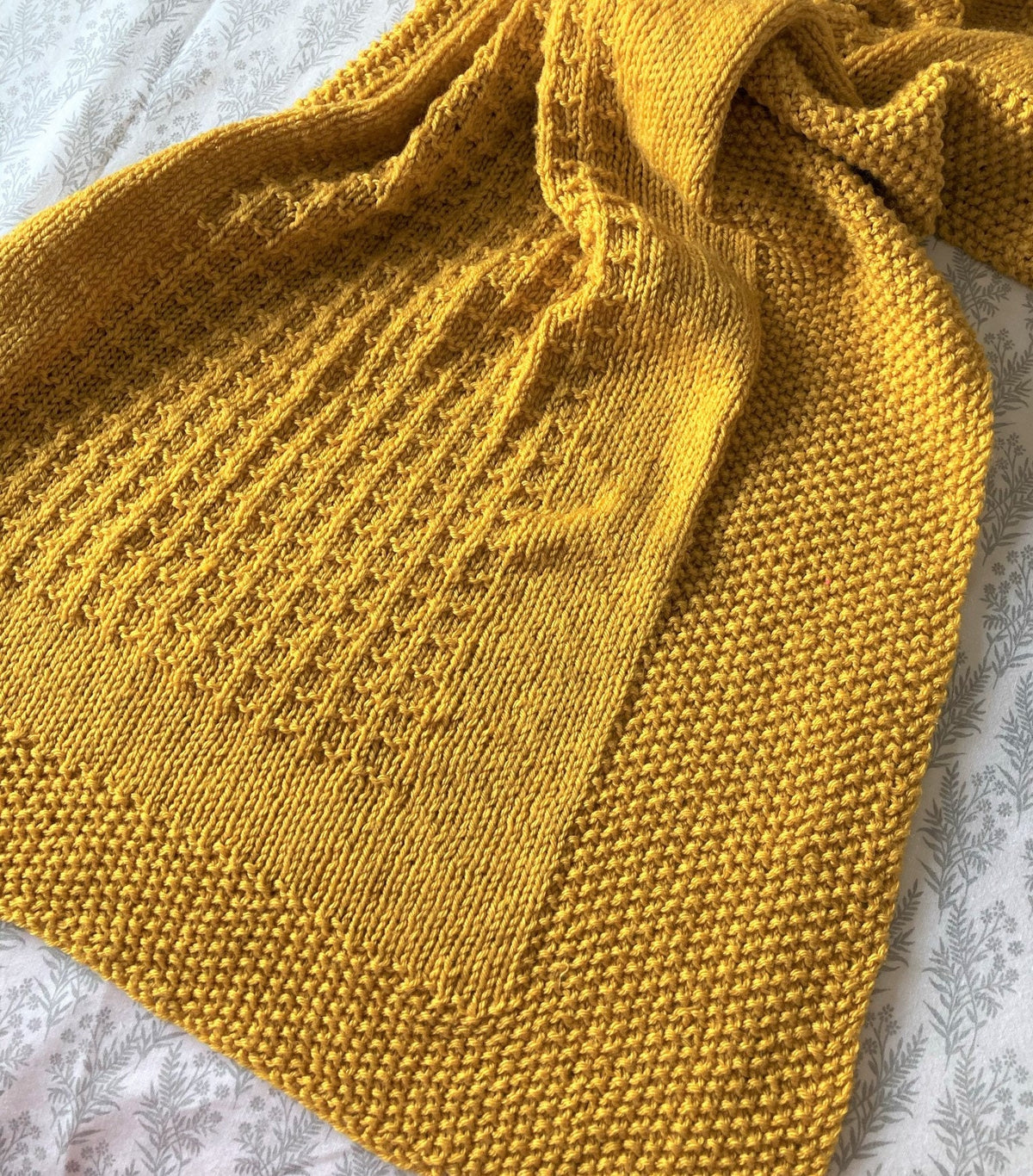 Knitting Pattern ~  Alia Baby Blanket  ~ ENGLISH ~ PDF Download