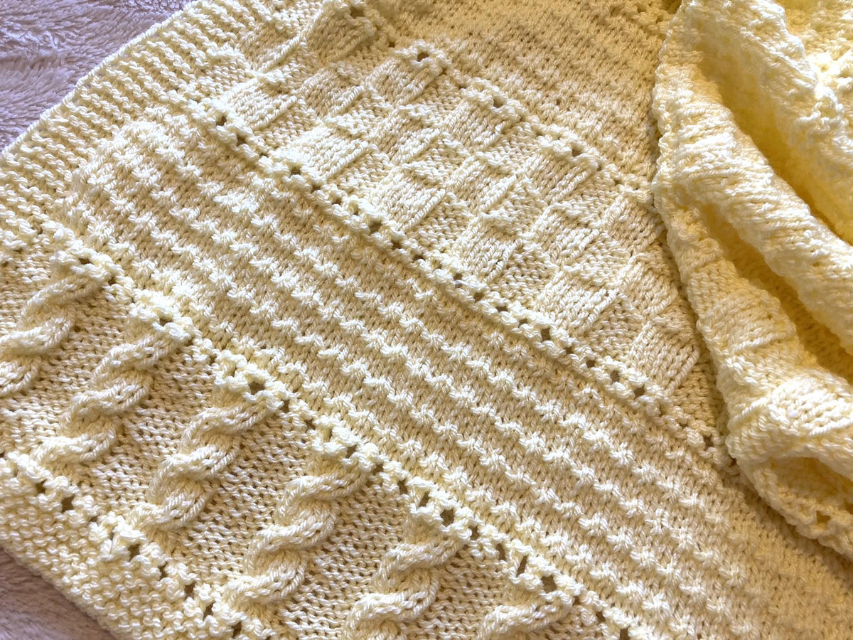 Knitting pattern ~ Avril Baby Blanket in DK Yarn ~ ENGLISH ~ PDF Download