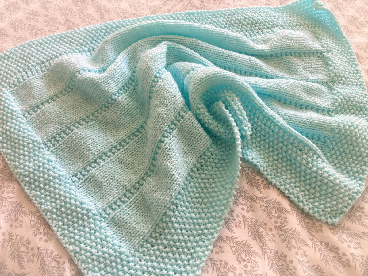 Knitting pattern ~ Easy Baby Blanket in Chunky, Aran or DK ~ Perfect for beginners ~ ENGLISH ~ PDF Download