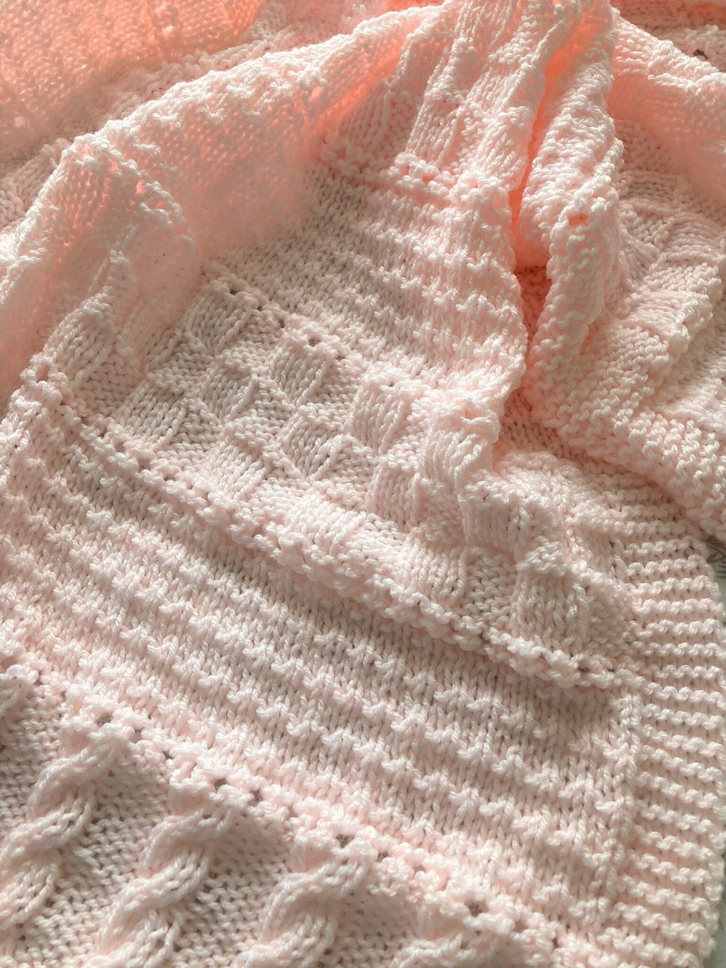 Knitting pattern ~ Avril Baby Blanket in DK Yarn ~ ENGLISH ~ PDF Download