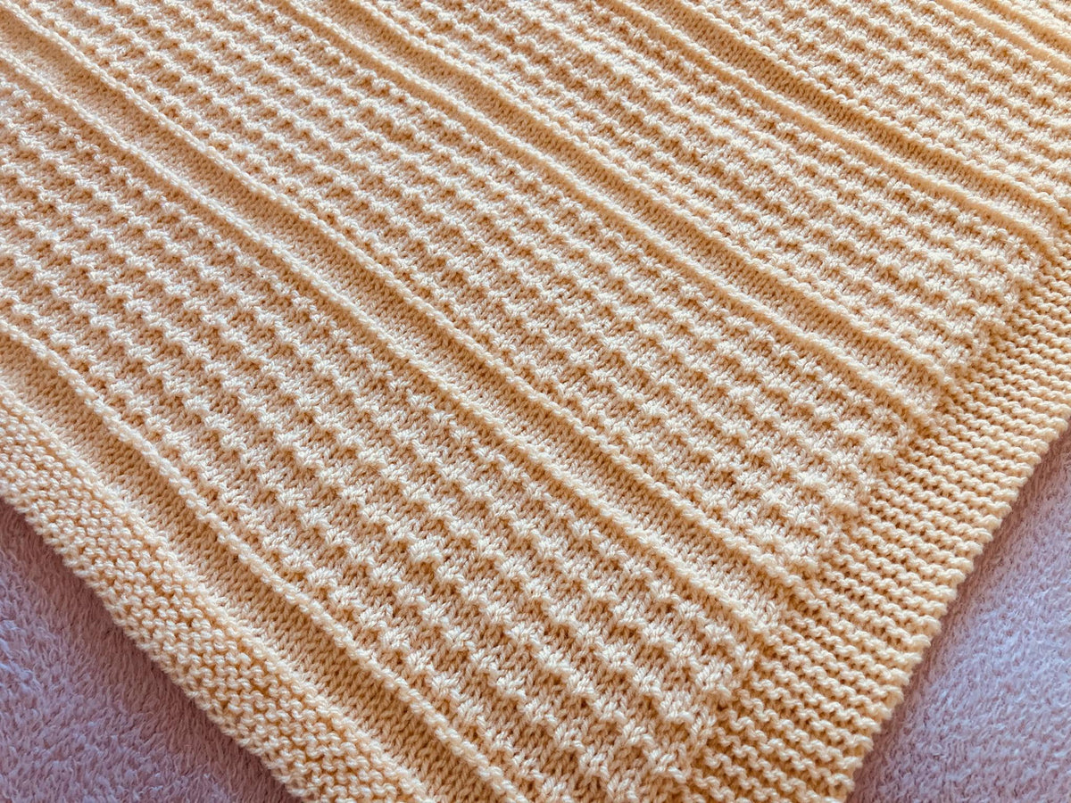 Knitting pattern ~ Idris Baby Blanket in Aran or DK ~ Perfect for beginners ~ ENGLISH ~ PDF Download