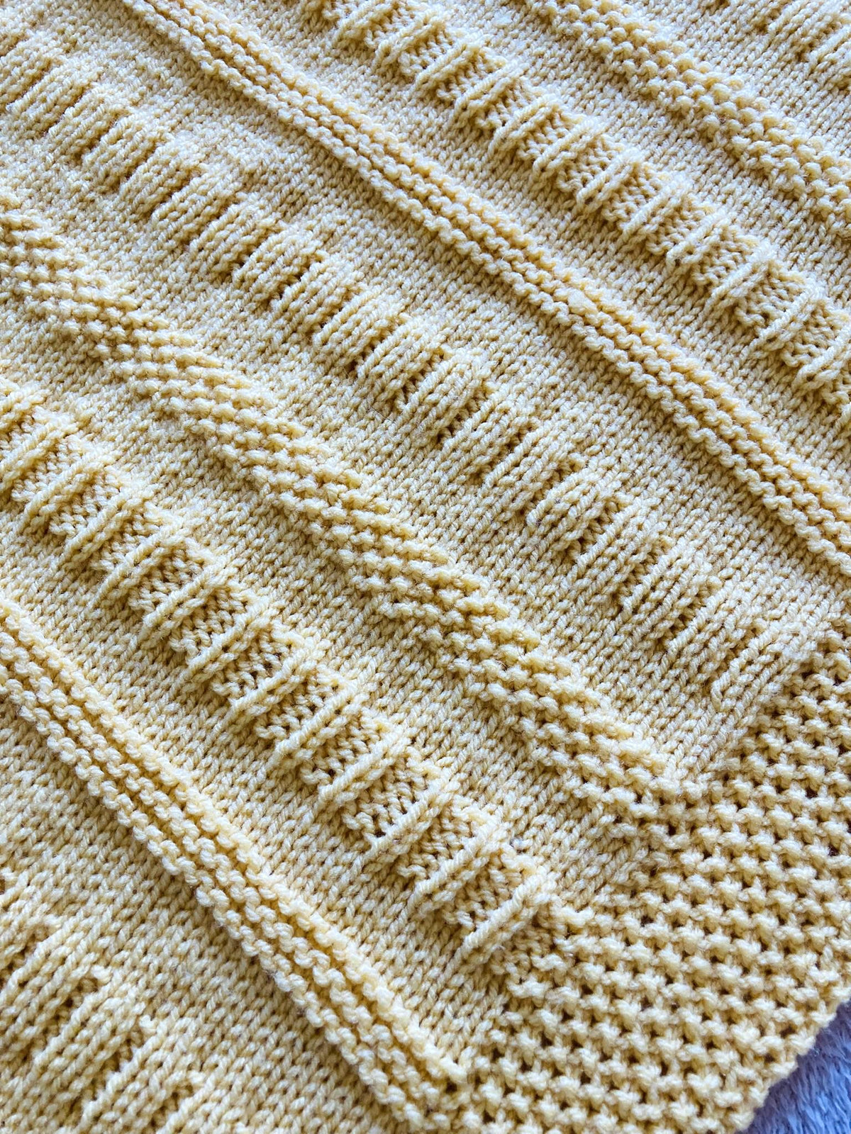Knitting Pattern ~ Elena Baby Blanket ~ Simple Knit  ~ ENGLISH ~ PDF Download