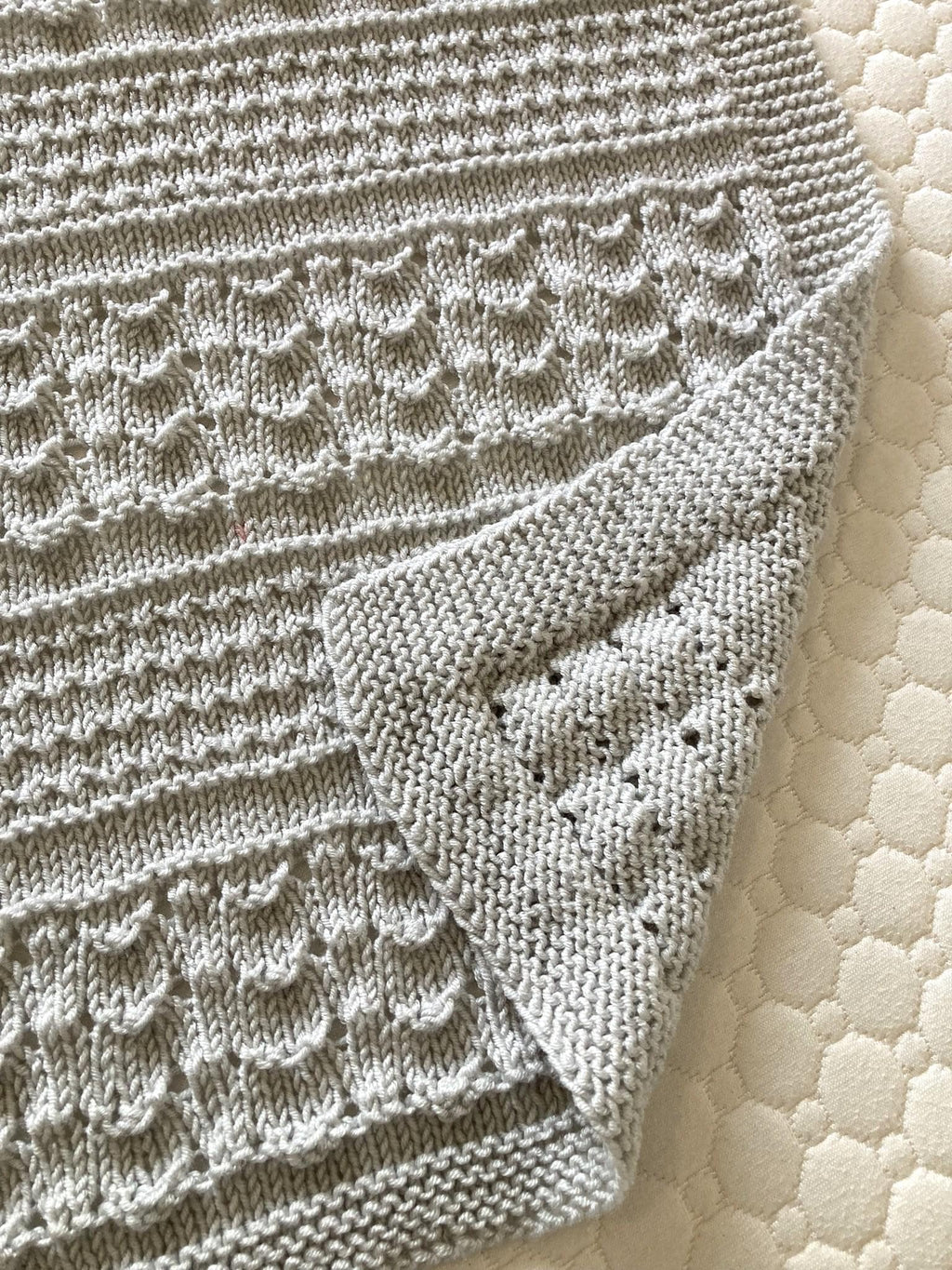 Knitting Pattern ~ Seren Baby Blanket  ~  ENGLISH ~ PDF Download