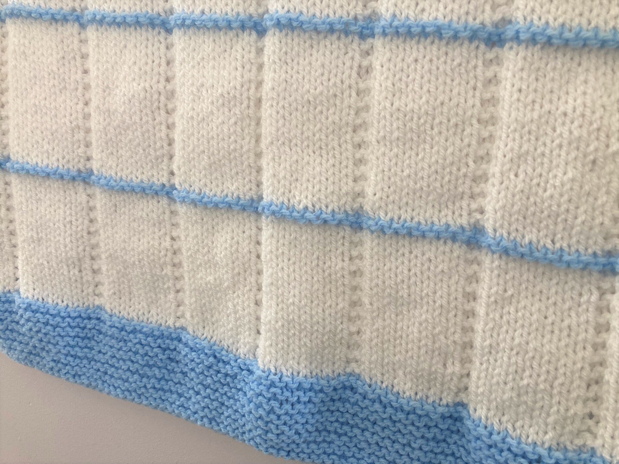 Knitting pattern ~ Cassy Baby Blanket ~ Simple Design ~  ENGLISH ~ PDF Download