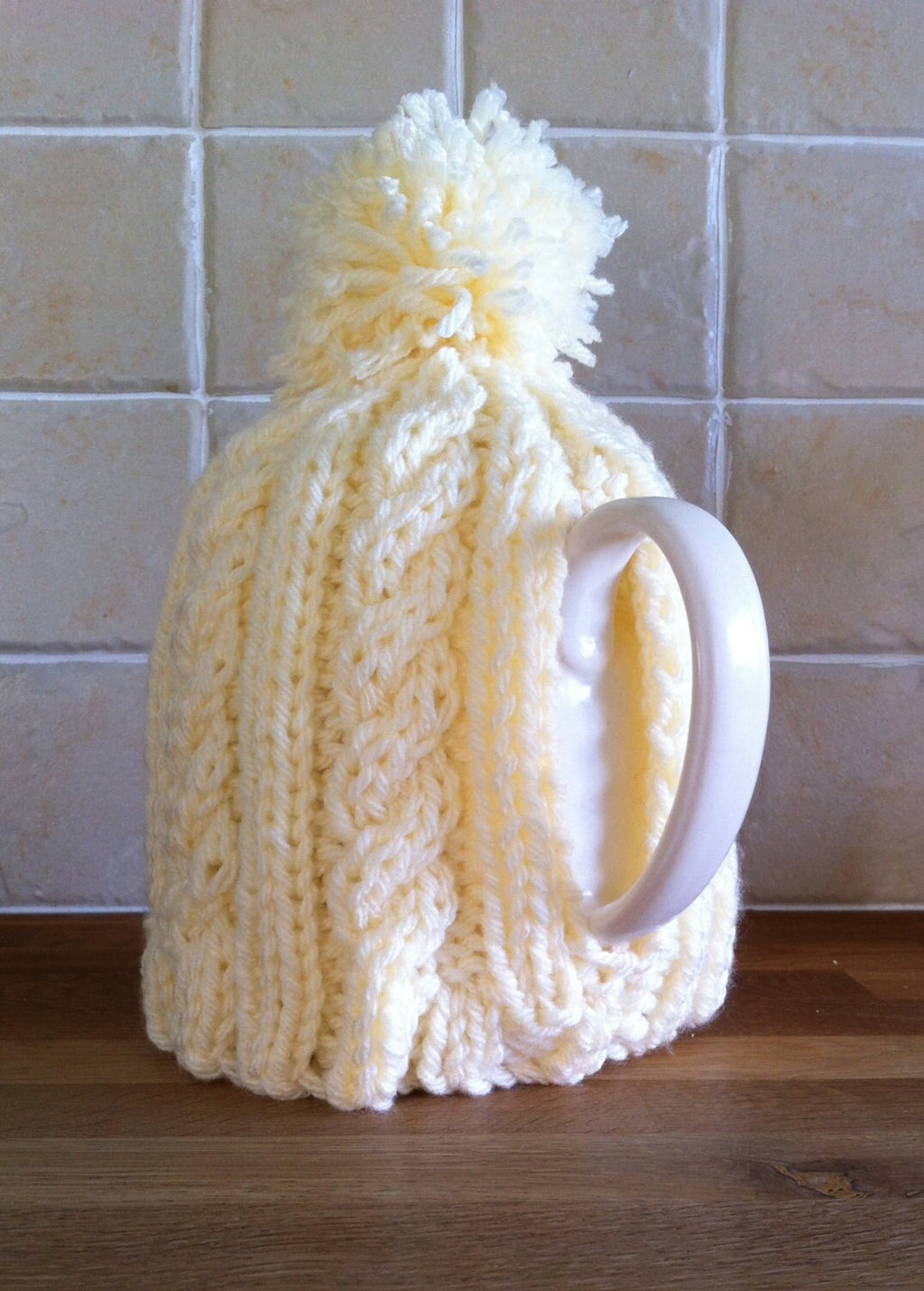 Knitting pattern ~ Easy Cable Tea Cosy  ~ ENGLISH ~  PDF Download