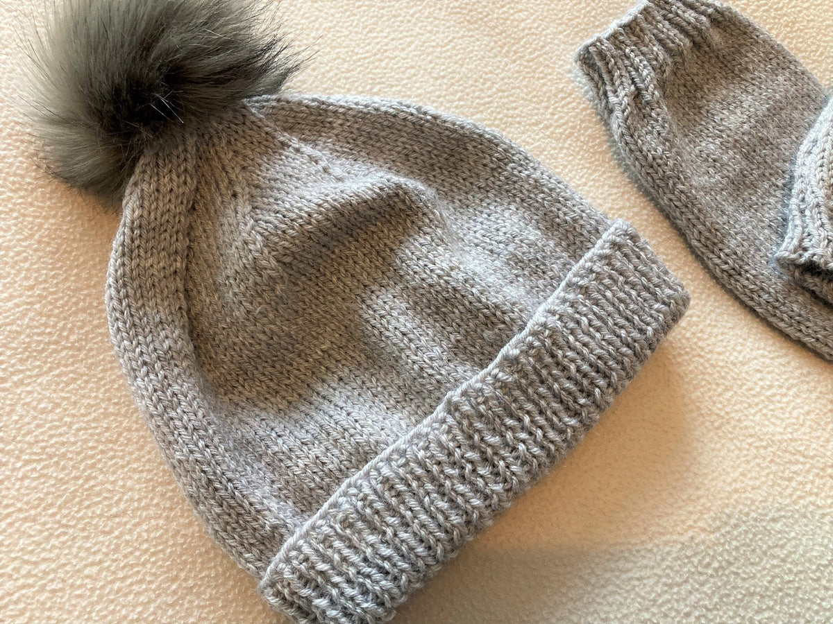 Knitting pattern ~Hat and Wrist warmers ~ Easy Knit ~ Two styles of hat ~  ENGLISH ~  PDF Download
