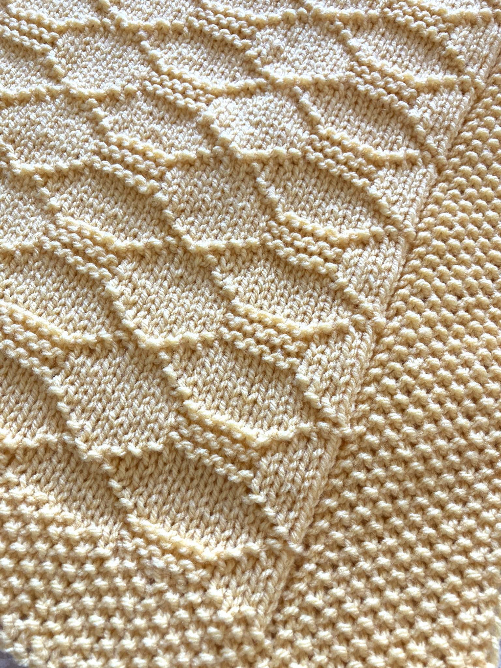 Knitting pattern ~ Shapes Baby Blanket in DK Yarn ~ ENGLISH ~  PDF Download