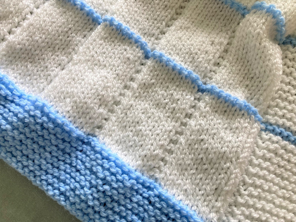 Knitting pattern ~ Cassy Baby Blanket ~ Simple Design ~  ENGLISH ~ PDF Download