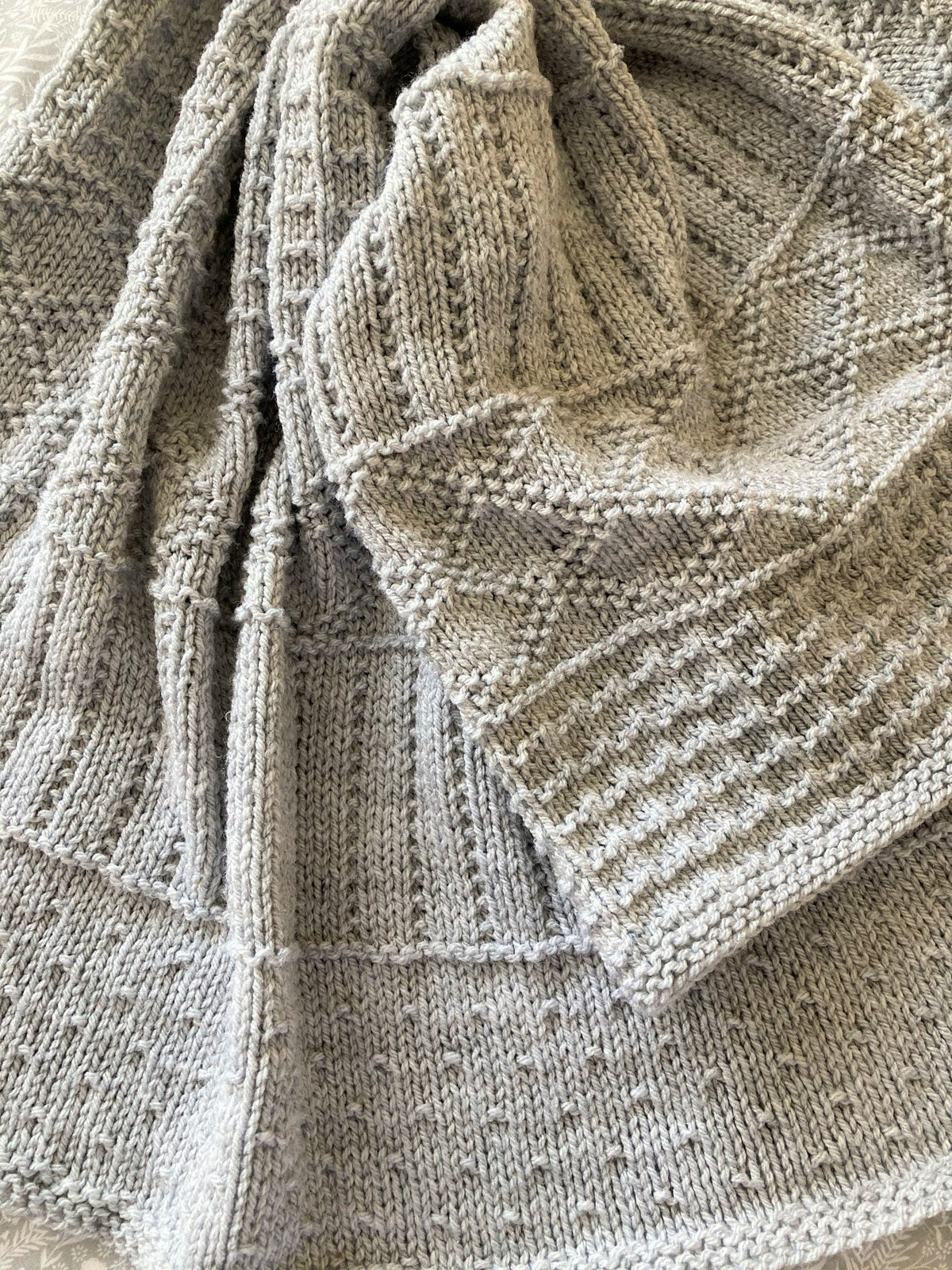 Knitting pattern ~ Easy Sampler Baby Blanket in DK Yarn ~ ENGLISH ~ PDF Download