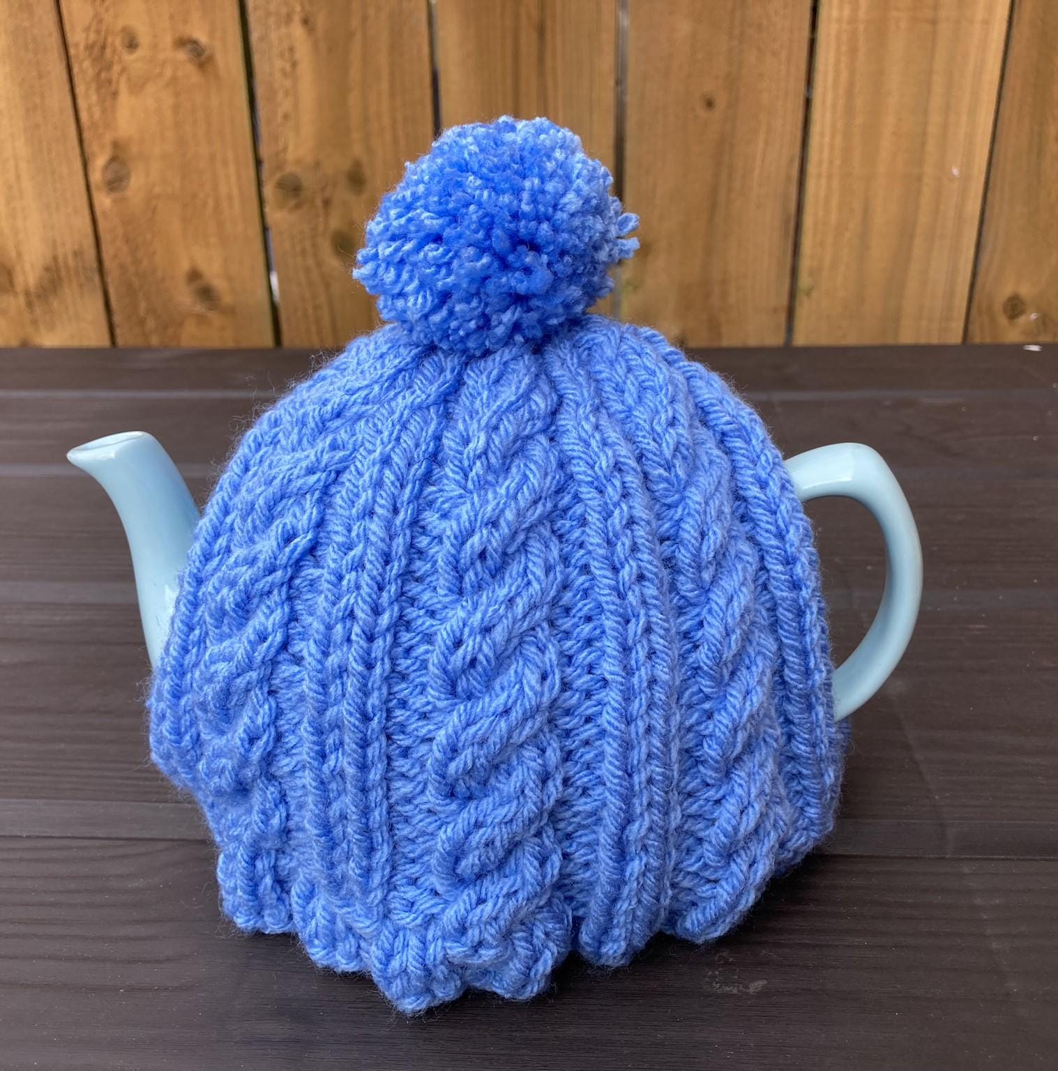 Knitting pattern ~ Easy Cable Tea Cosy  ~ ENGLISH ~  PDF Download
