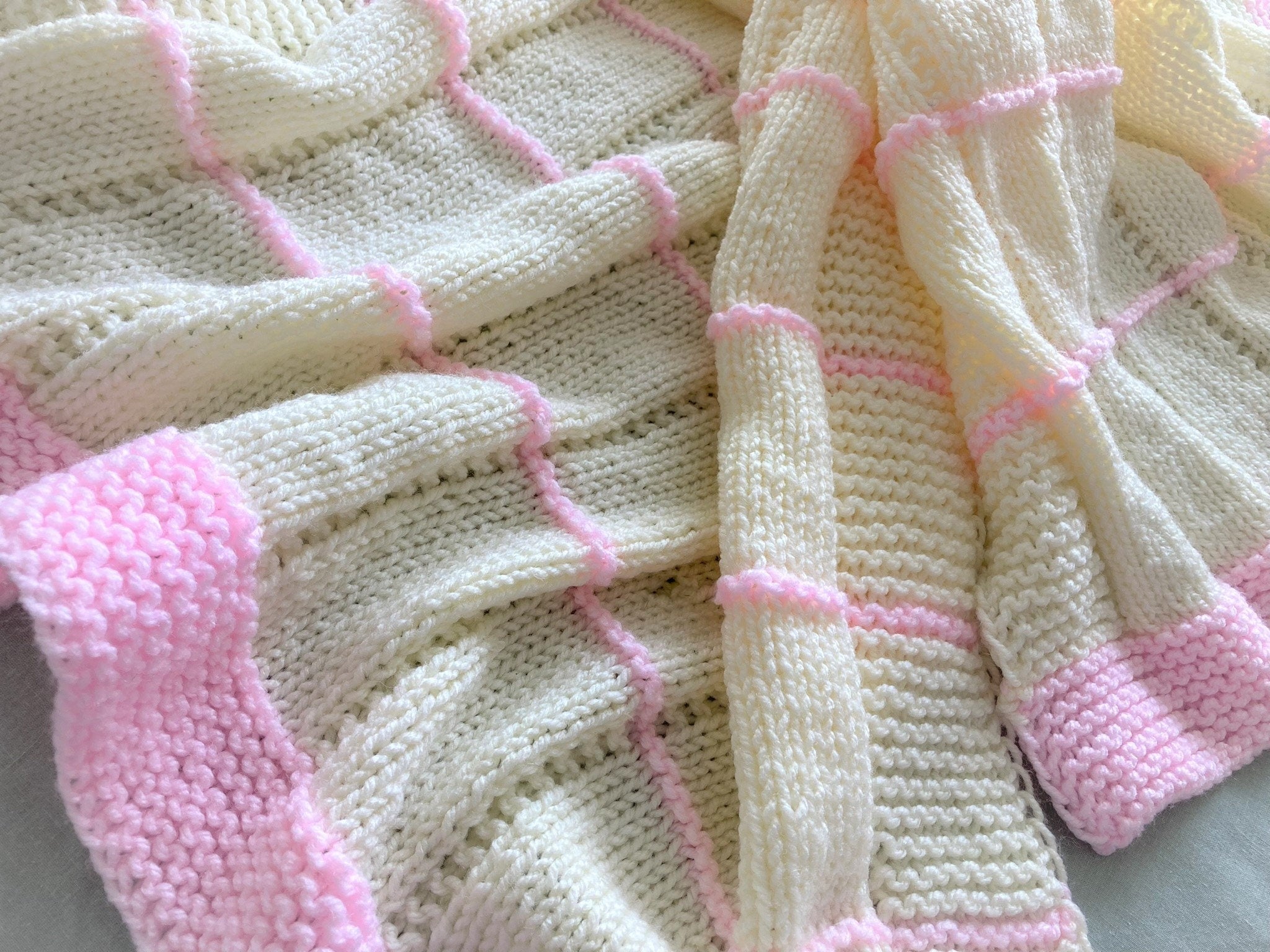 Knitting pattern ~ Cassy Baby Blanket ~ Simple Design ~  ENGLISH ~ PDF Download