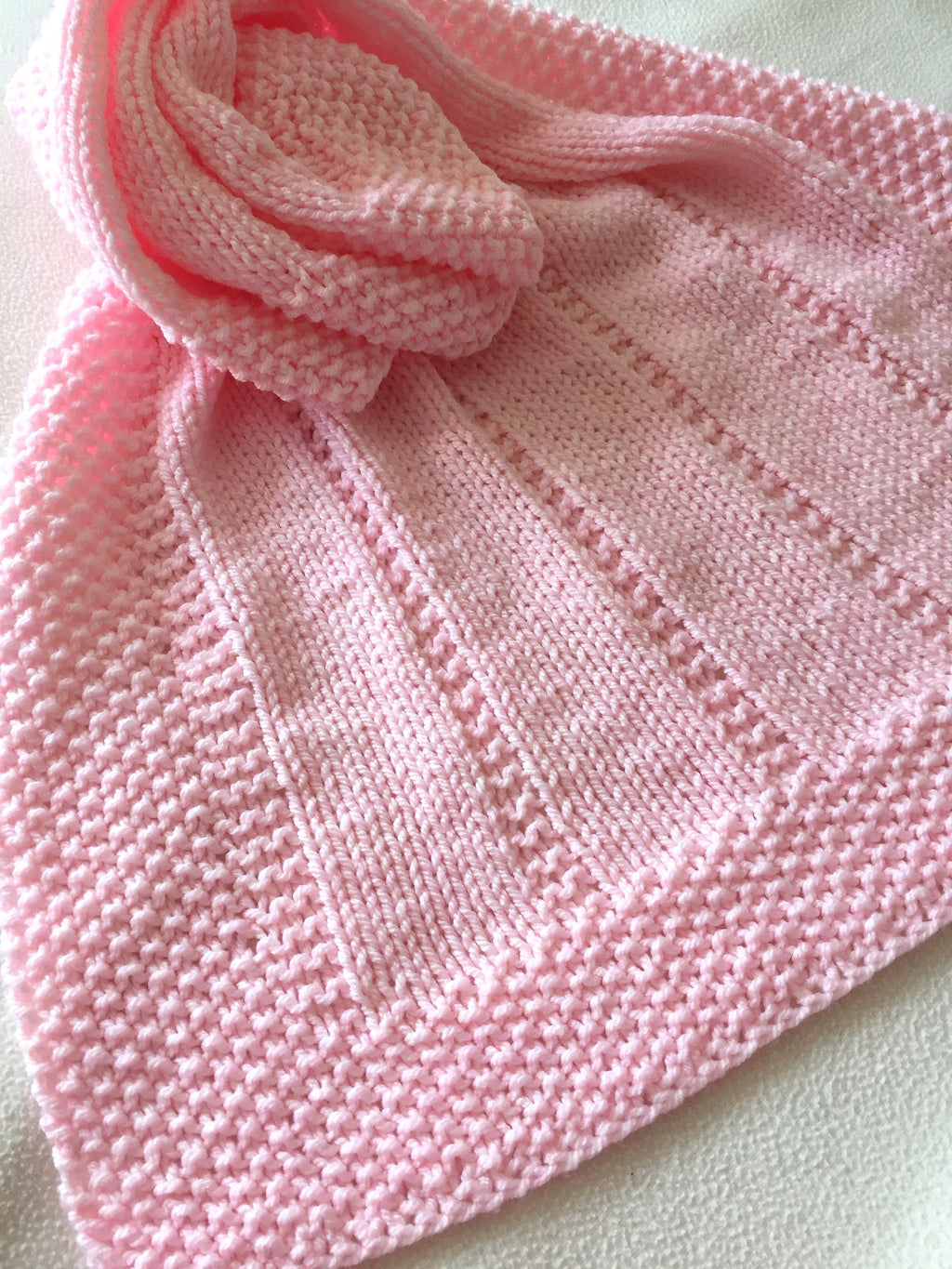 Knitting pattern ~ Easy Baby Blanket in Chunky, Aran or DK ~ Perfect for beginners ~ ENGLISH ~ PDF Download