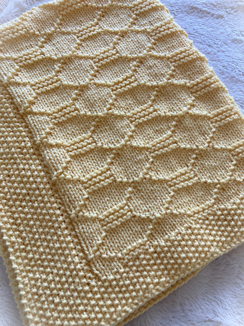 Knitting pattern ~ Shapes Baby Blanket in DK Yarn ~ ENGLISH ~  PDF Download