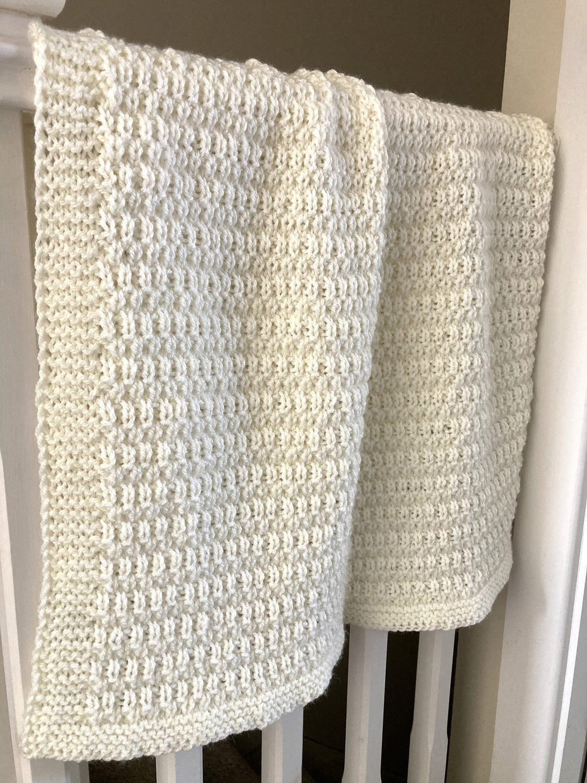 Knitting pattern ~ Meya Baby Blanket ~ Reversible Design ~ Aran Yarn ~ ENGLISH ~  PDF Download