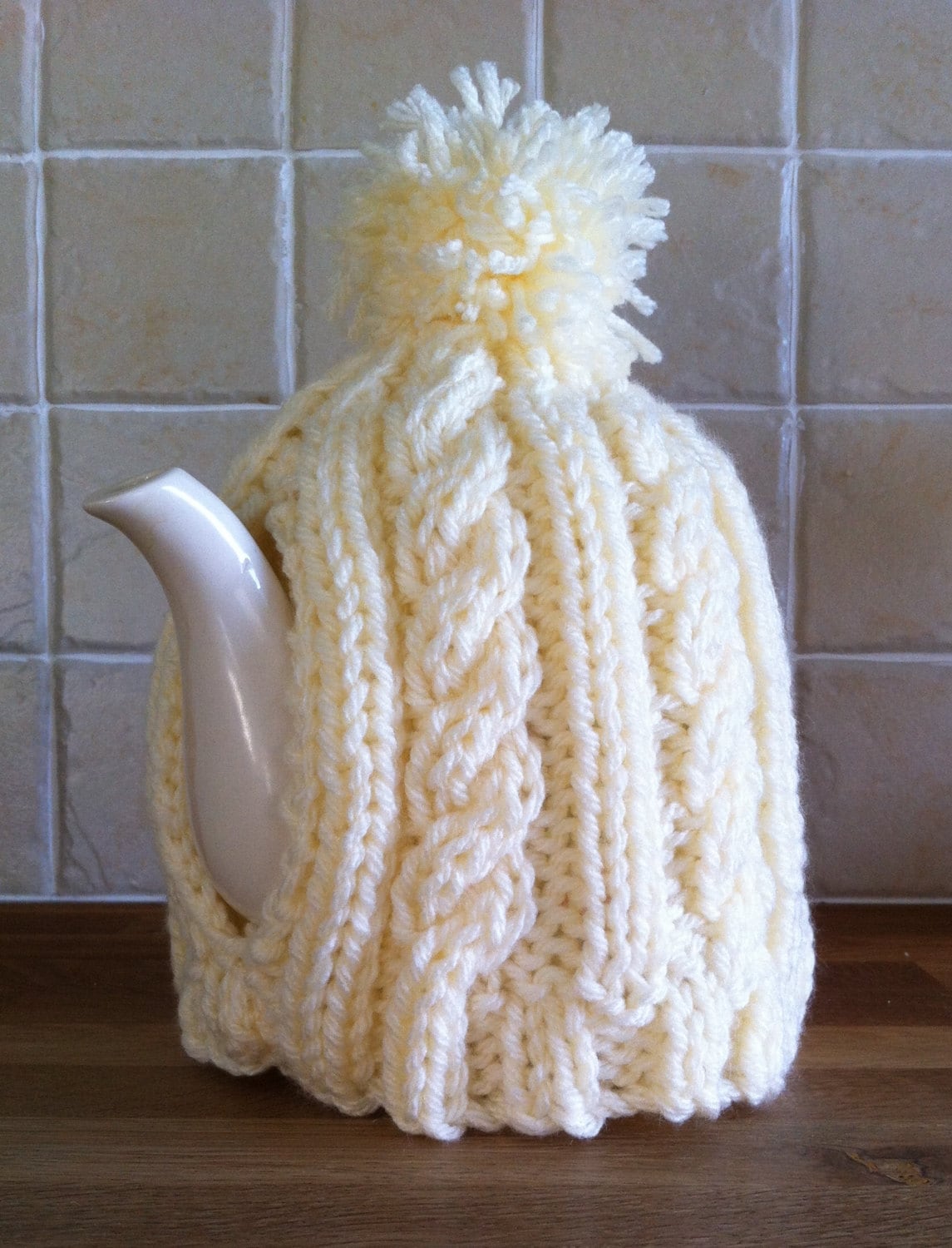 Knitting pattern ~ Easy Cable Tea Cosy  ~ ENGLISH ~  PDF Download