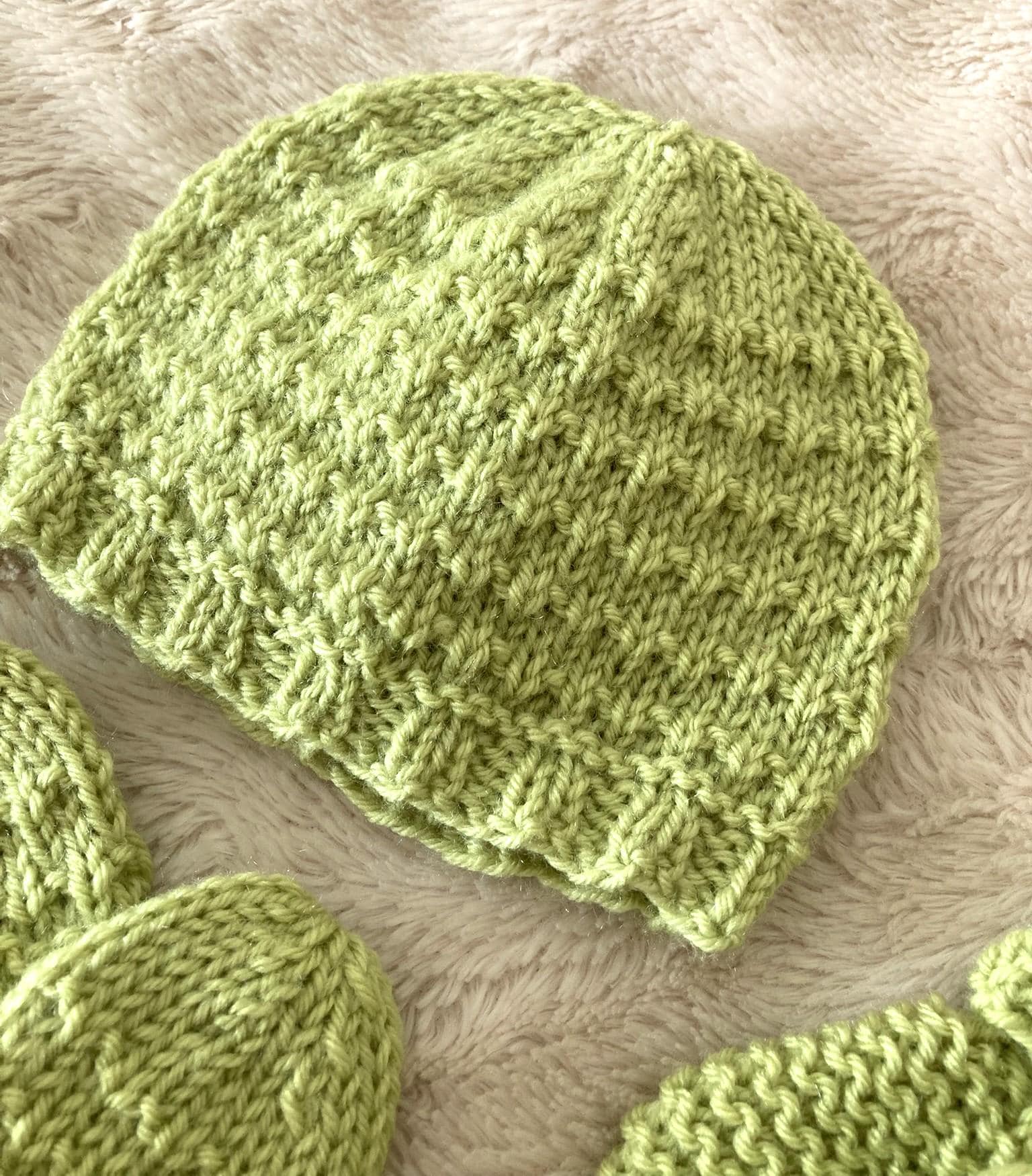 Knitting pattern ~ Idris New Baby Set /  Hat , Mittens and Bootees ~ ENGLISH ~ PDF Download